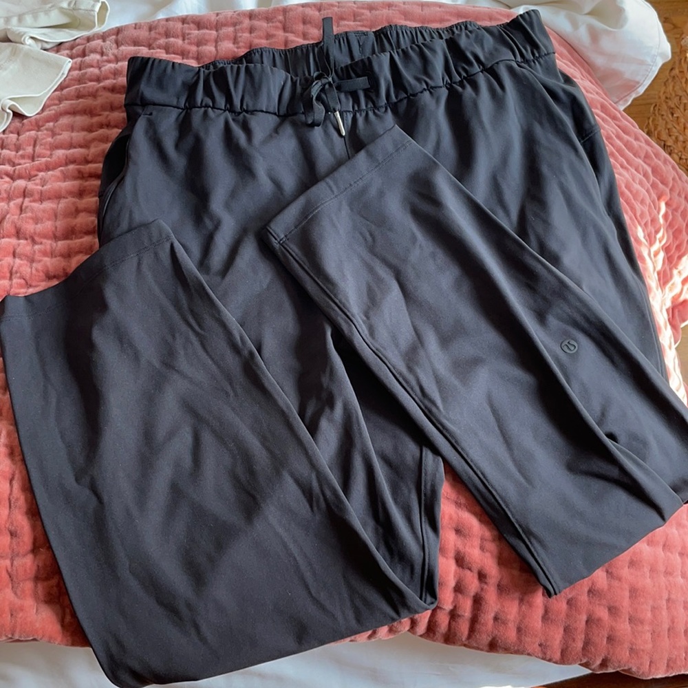 Lululemon On the Fly Pants